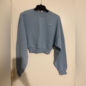 ALO Yoga Women's Blue Cropped Sweatshirt